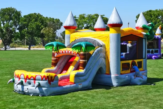 1-best-bounce-house-near-me-monkeybouncerz